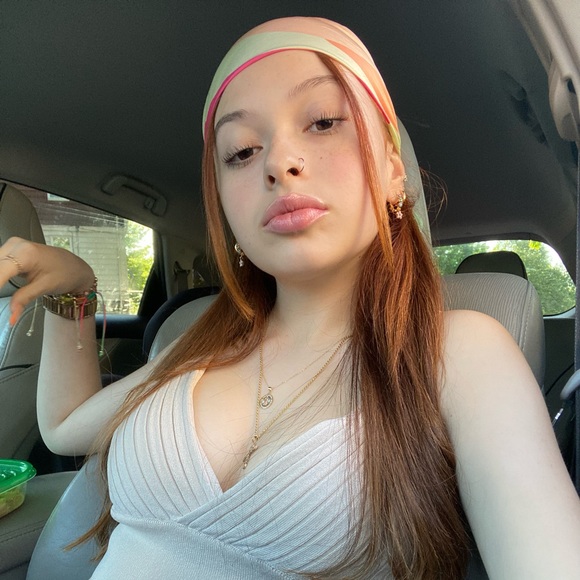 kamelia_cruz